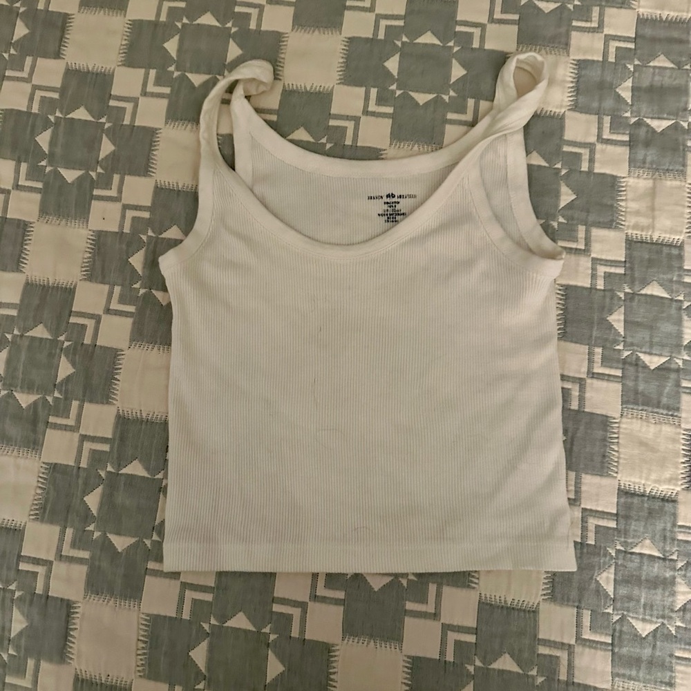 Brandy Melville White Ribbed Cropped Tank Top